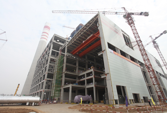 建設(shè)中的三門峽電廠三期工程