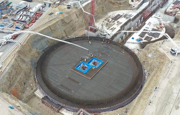 02、3#歐羅倉基礎底板鋼筋綁扎.jpg