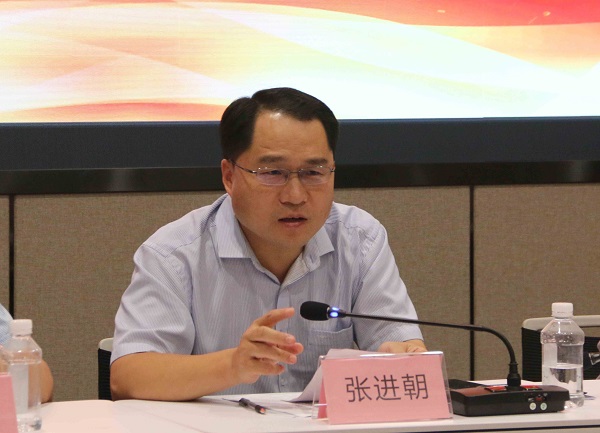新鄉(xiāng)市住建局副局長(zhǎng)張進(jìn)朝作總結(jié)講話(huà).jpg 新鄉(xiāng)市住建局副局長(zhǎng)張進(jìn)朝作總結(jié)講話(huà).jpg
