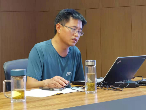 2、民用事業(yè)部副總經理楊春來講解危險性較大工程.png