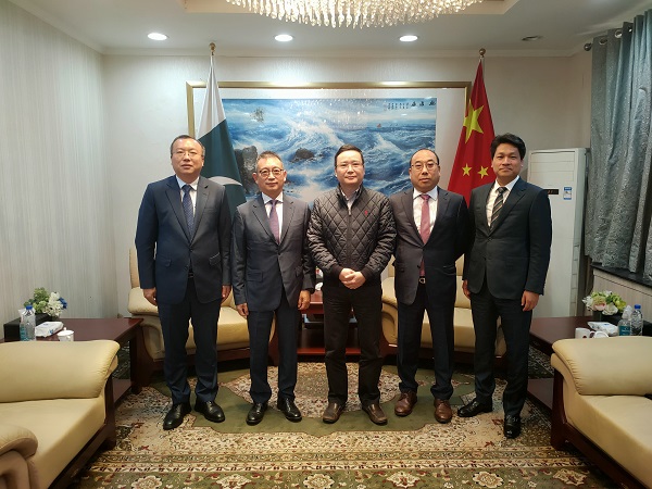 4董事長(zhǎng)一行拜訪中國(guó)駐巴基斯坦拉合爾總領(lǐng)事趙世人.jpg 4董事長(zhǎng)一行拜訪中國(guó)駐巴基斯坦拉合爾總領(lǐng)事趙世人.jpg
