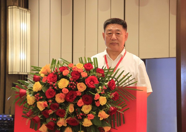 4集團(tuán)公司黨委書記張會(huì)民作黨代會(huì)工作報(bào)告.JPG 4集團(tuán)公司黨委書記張會(huì)民作黨代會(huì)工作報(bào)告.JPG
